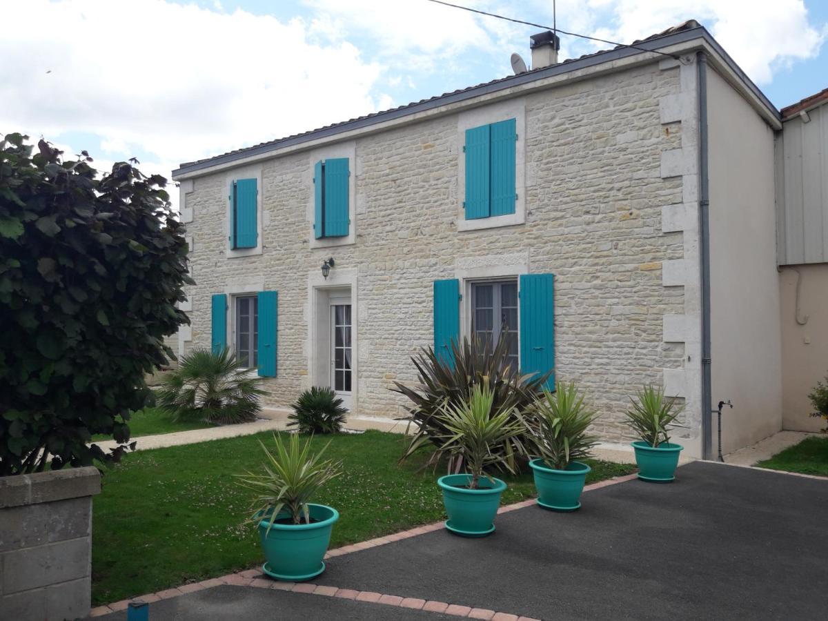 Logis De Lange Studio 2 P Saint-Hilaire-la-Palud Εξωτερικό φωτογραφία